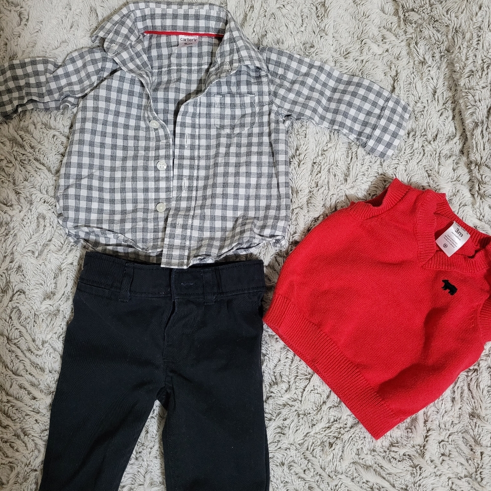 3 months boy outfit Carters. Worn once